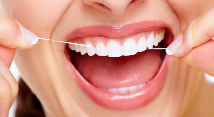 Топ-10 способів застосування зубної нитки в господарстві