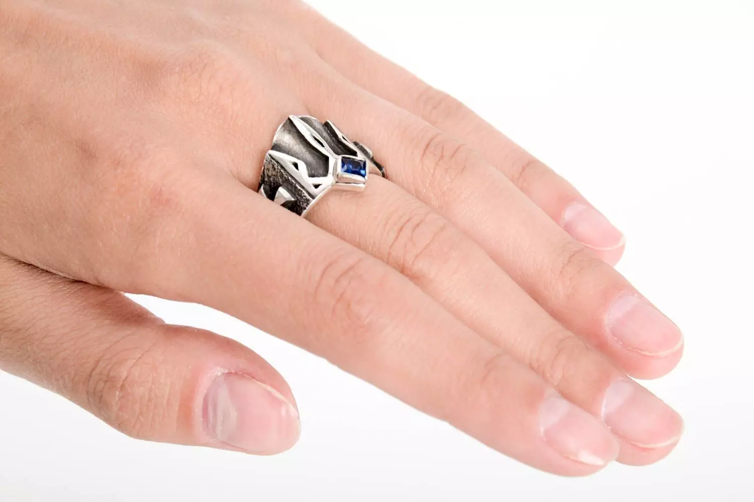 серебряное кольцо женское