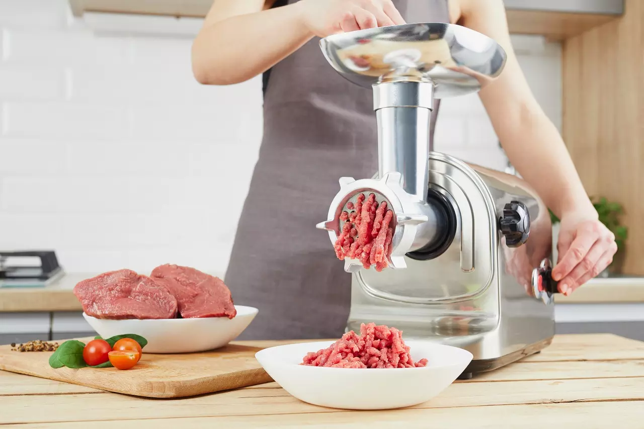 Как почистить мясорубку от жирного мяса