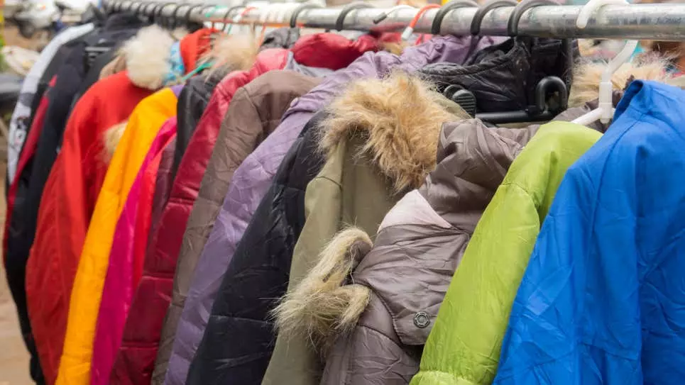 Як часто вам потрібно прати зимове пальто