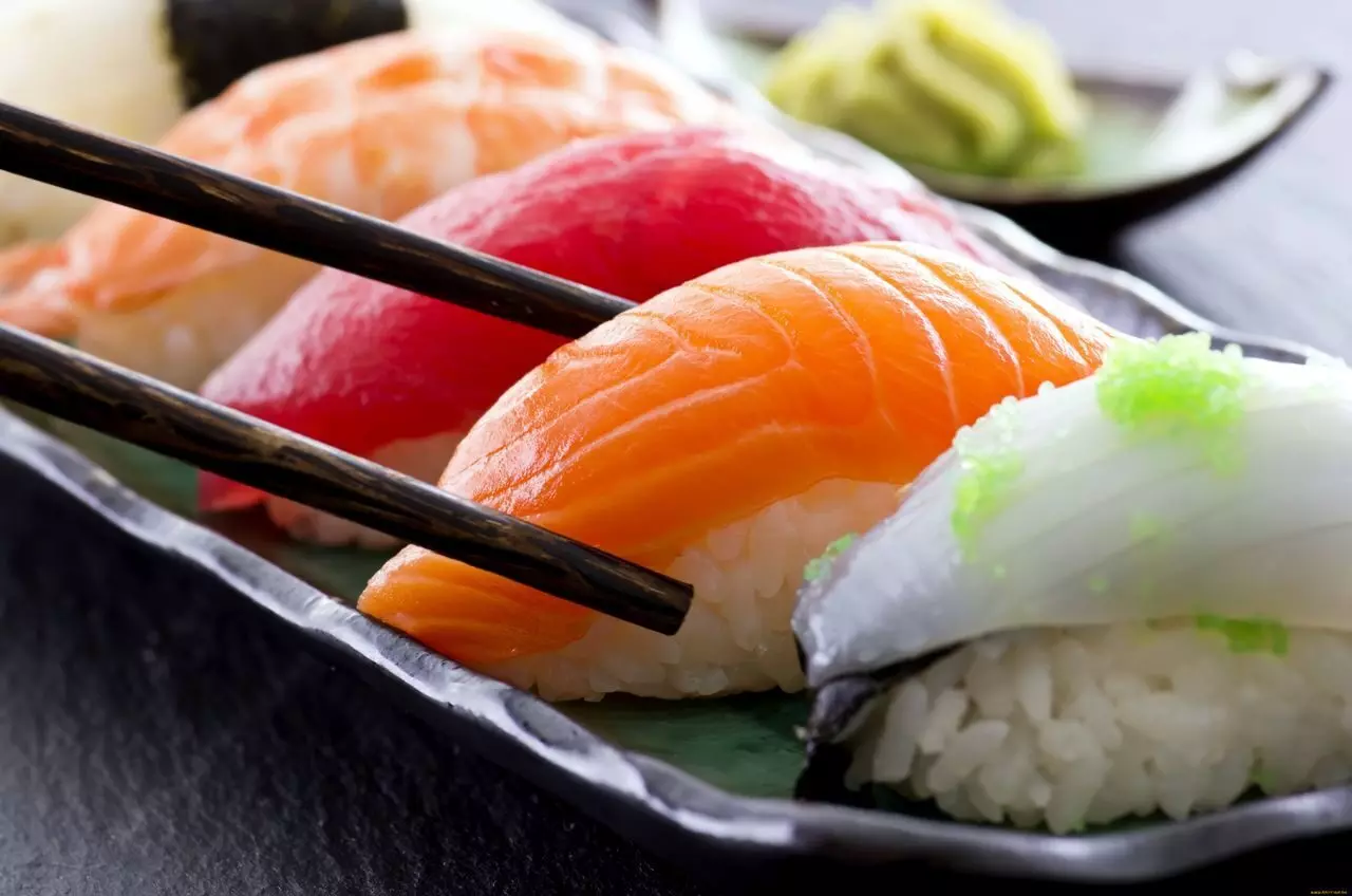 Як Як правильно їсти суші: поради та рекомендації